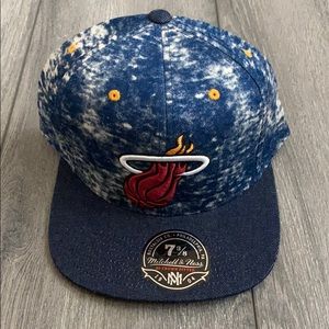 Mitchell & Ness Miami Heat Fitted Hat